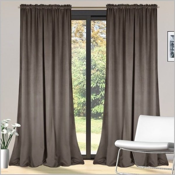 Gordijn verduisterend - Kant en klaar 70% Verduisterend Gordijn - Hoge kwaliteit Fluweel – licht bruin kleur Curtains - 140x250 cm