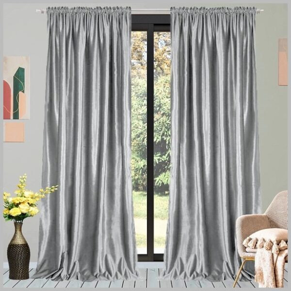 Glow Thuis- Gordijn 140x270 cm -Glow Thuis - gordijn - kant en klaar - verduisterend - zilver kleur - fluweel
