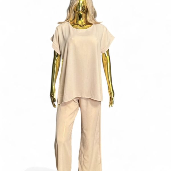 Beige dames tweedelige set – comfortabele lounge outfit met top en broek van GlowThuis