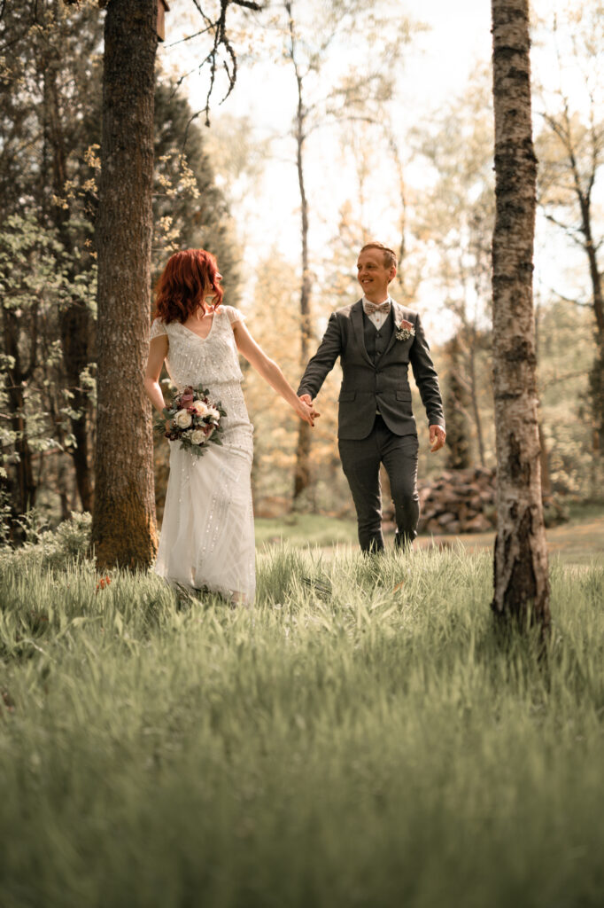 bröllopsfotografering skog