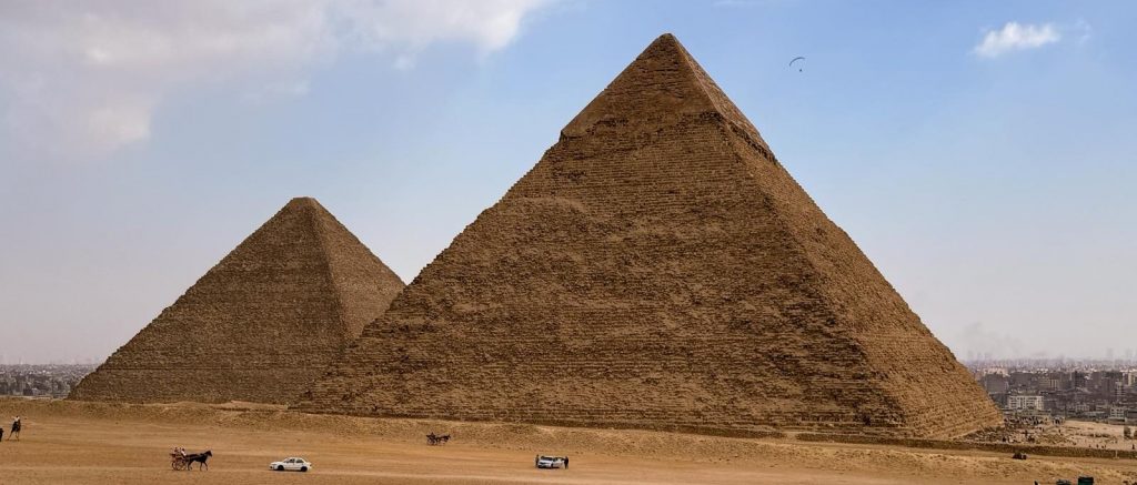 Egyptiska museet i Kairo ersätts av ett nytt Grand Egytian Museum vid Gizepyramiderna