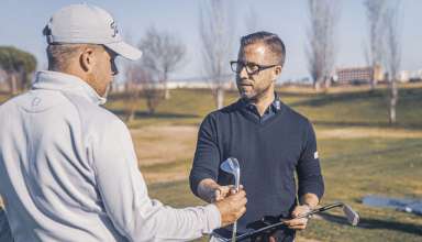 Mattias Jelver, bygger golfklubbor på Titleist