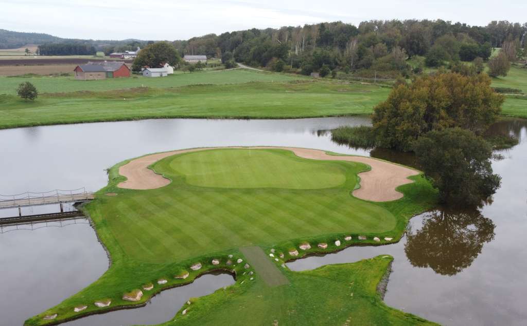 Vinbergs Golfklubb
