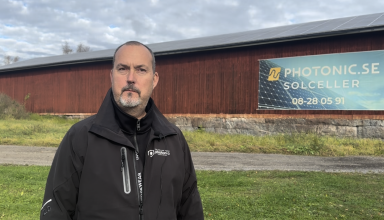 Mikko Wedin, VD för Photonic. Solpaneler