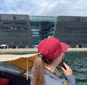 Guided tour by boat Copenhagen