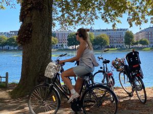 Guided bike tour Copenhagen Hip Localhoods