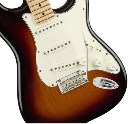 Fender Player Stratocaster®, Maple Fingerboard, 3-Color Sunburst - Bilde 4