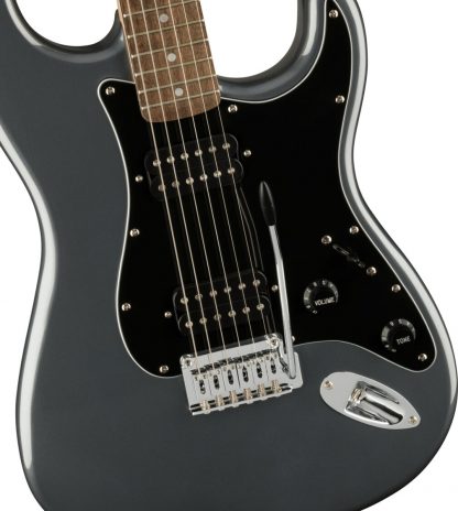 SQUIER Affinity Series™ Stratocaster® HH, Laurel Fingerboard, Black Pickguard, Charcoal Frost Metallic - Bilde 4