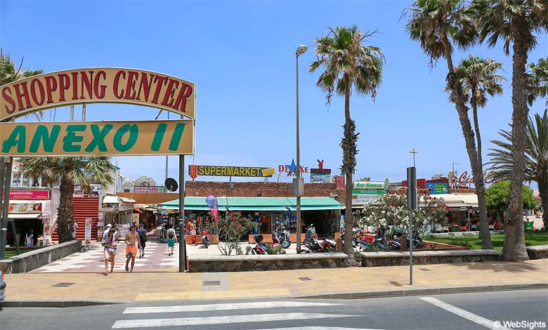 Playa del Inglés shopping center