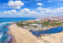 Playa de Maspalomas is one of the best beaches in Gran Canaria.