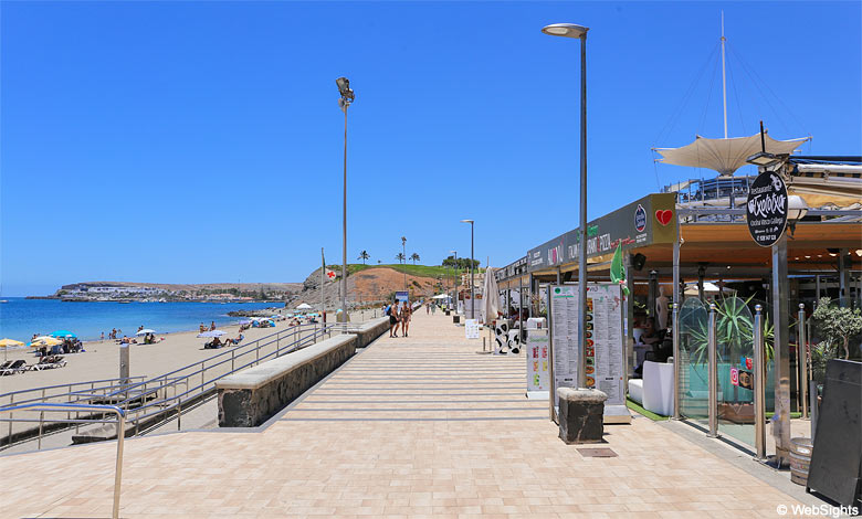 Die Strandpromenade hinter dem Strand Playa de las Meloneras
