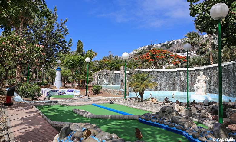Puerto Rico has a beautiful mini golf course located in a green area