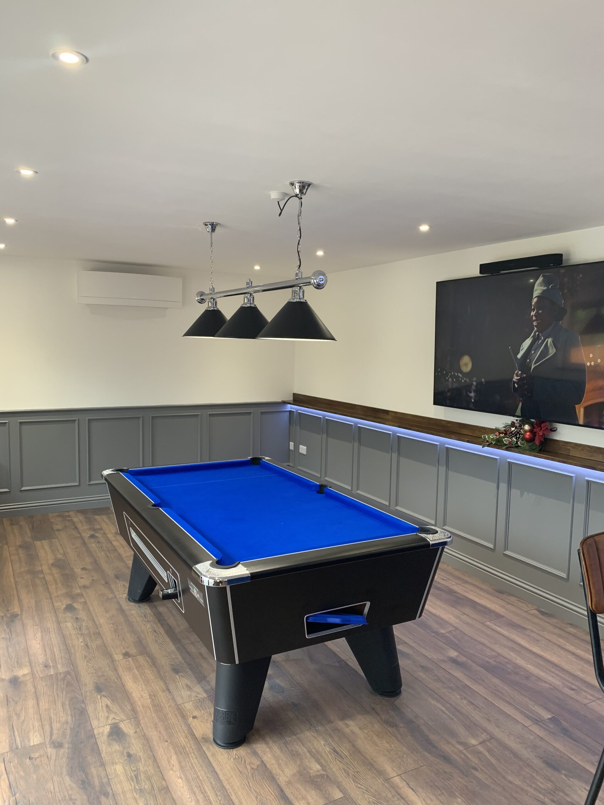 Great Garden Rooms sports bar carousel