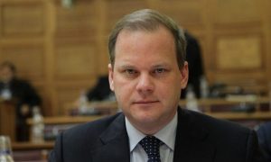 Aktionær og BoD i et offshore-selskab i PANAMA, er den græske minister for infrastruktur og transport, Kostas Ach. Karamanlis (Nea Demokratia)