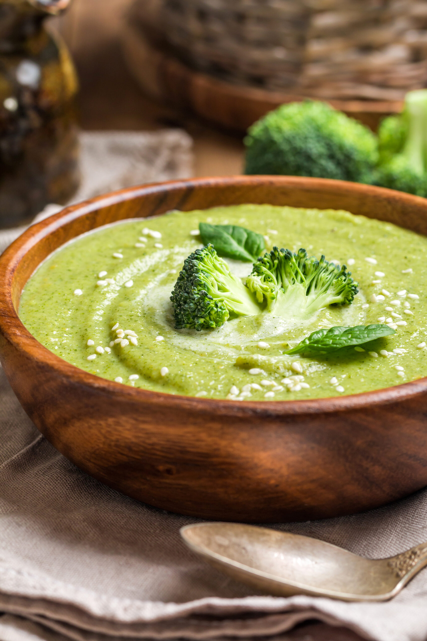 Schmeckt auch in der veganen Variante hervorragend: Brokkoli-Käsecreme-Suppe