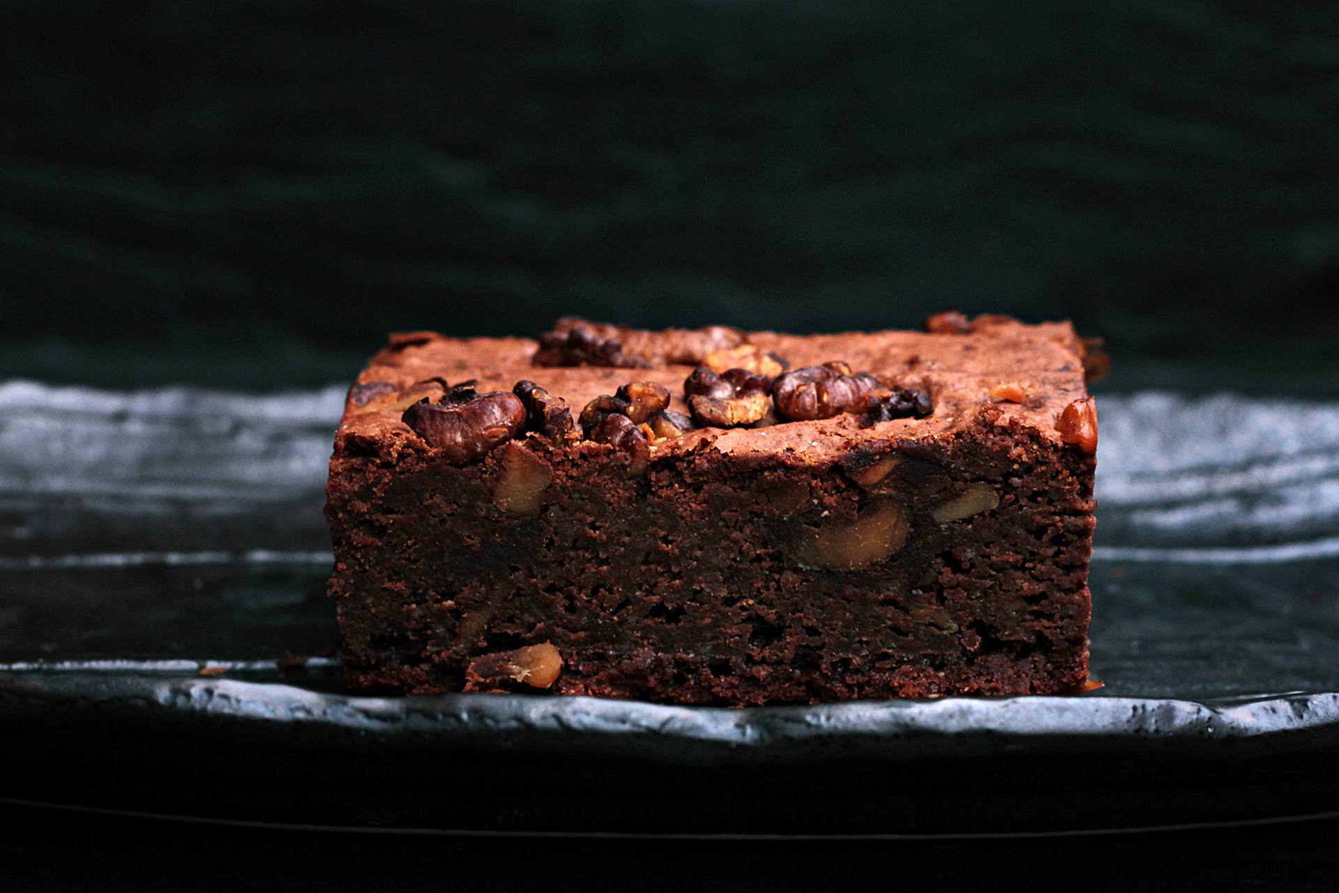 Chocolate Brownies mit Bio-Walnüssen von Hof Windkind