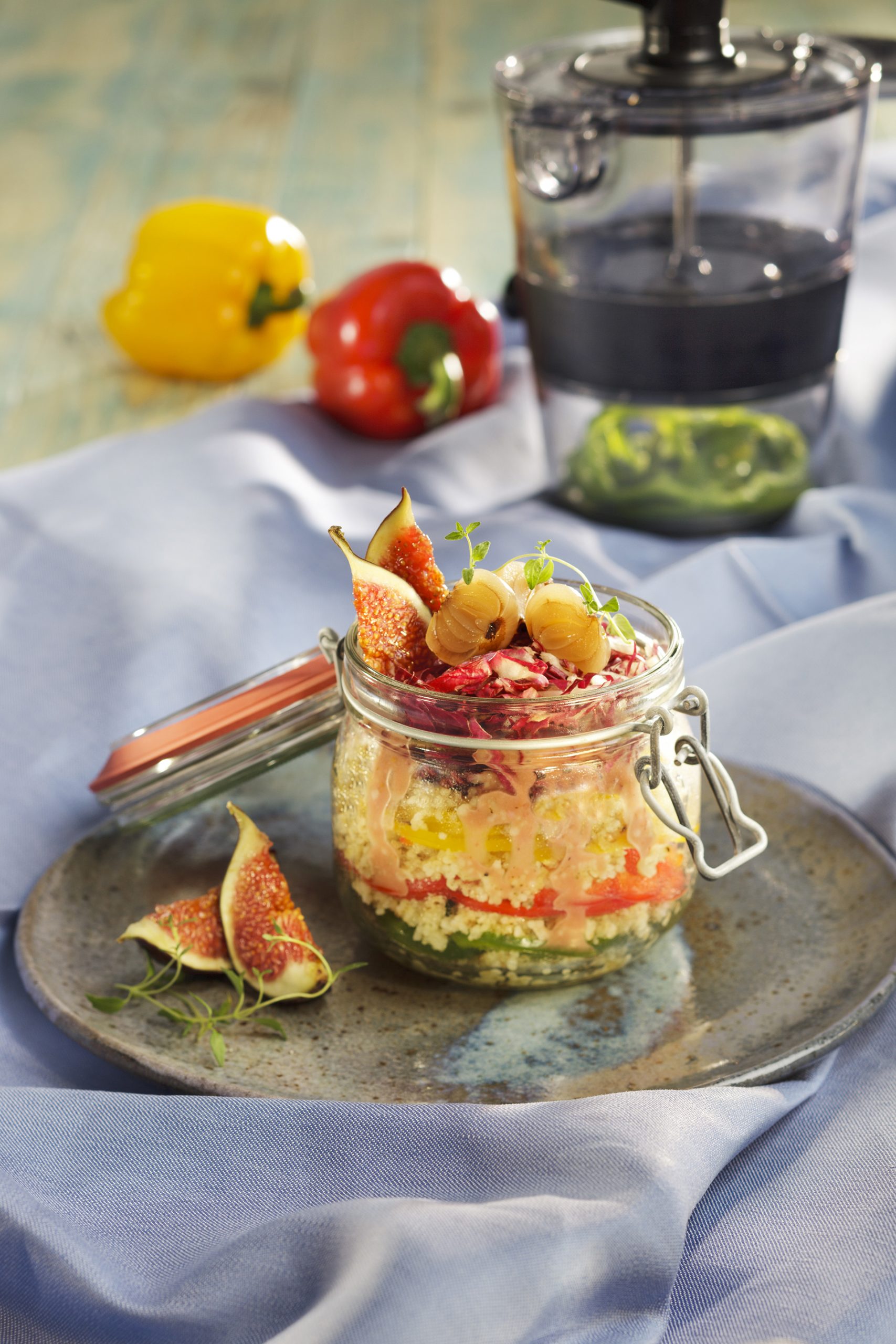 Festlich: Couscous-Paprika-Salat im Glas