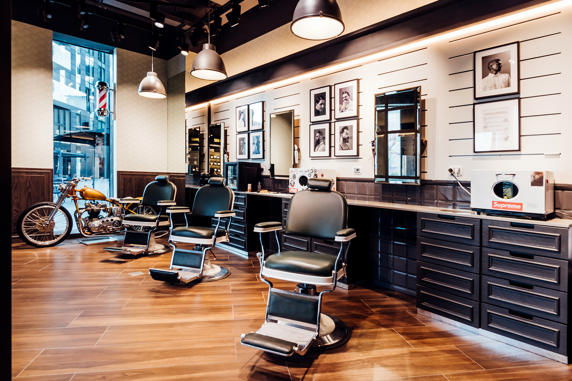 Bullfrog Barbershop