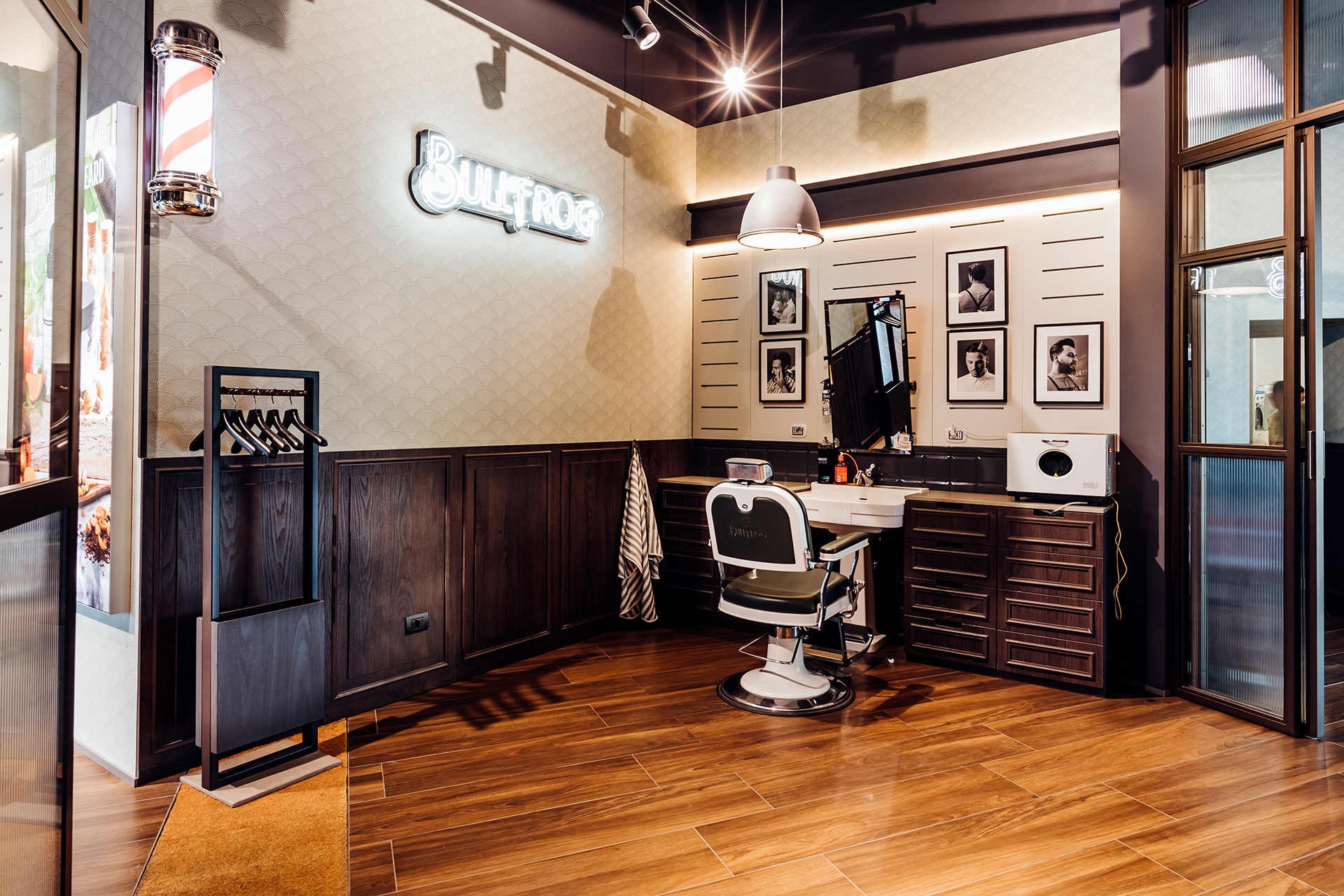 Bullfrog Barbershop