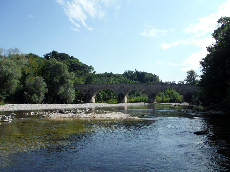 Die alte Thurbrücke ist auf den ersten Blick gar nicht so krumm