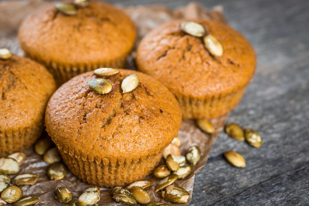 Kürbismuffins – Diese super saftigen Kürbismuffins schmecken selbst Kürbismuffeln