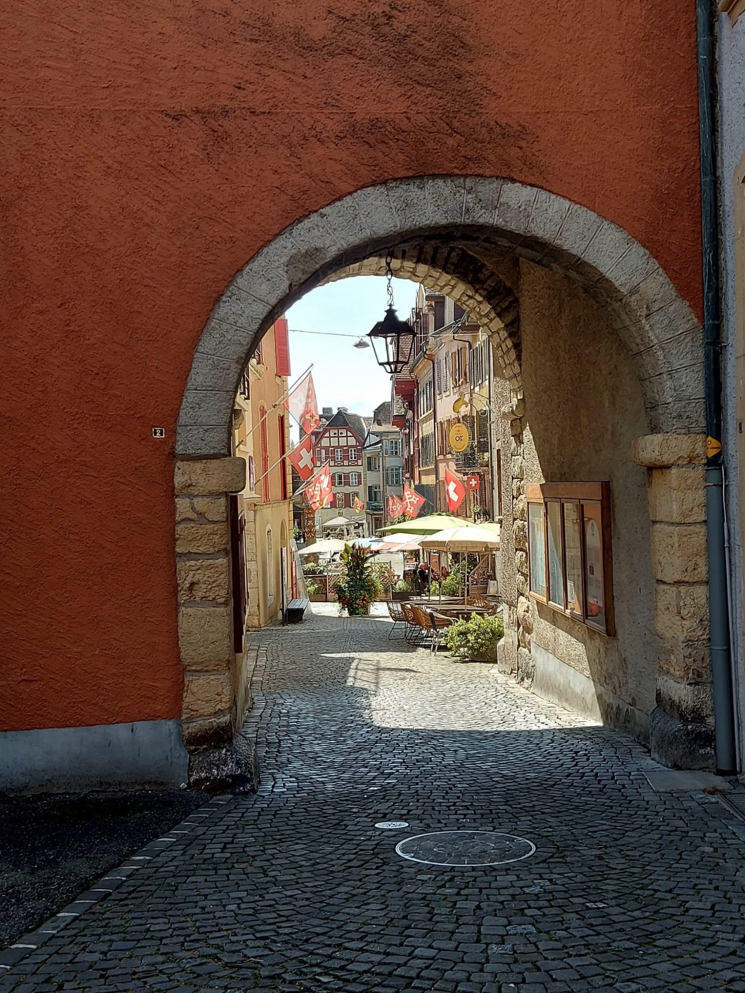 La Tour Rouge mit seinem schmucken Tor