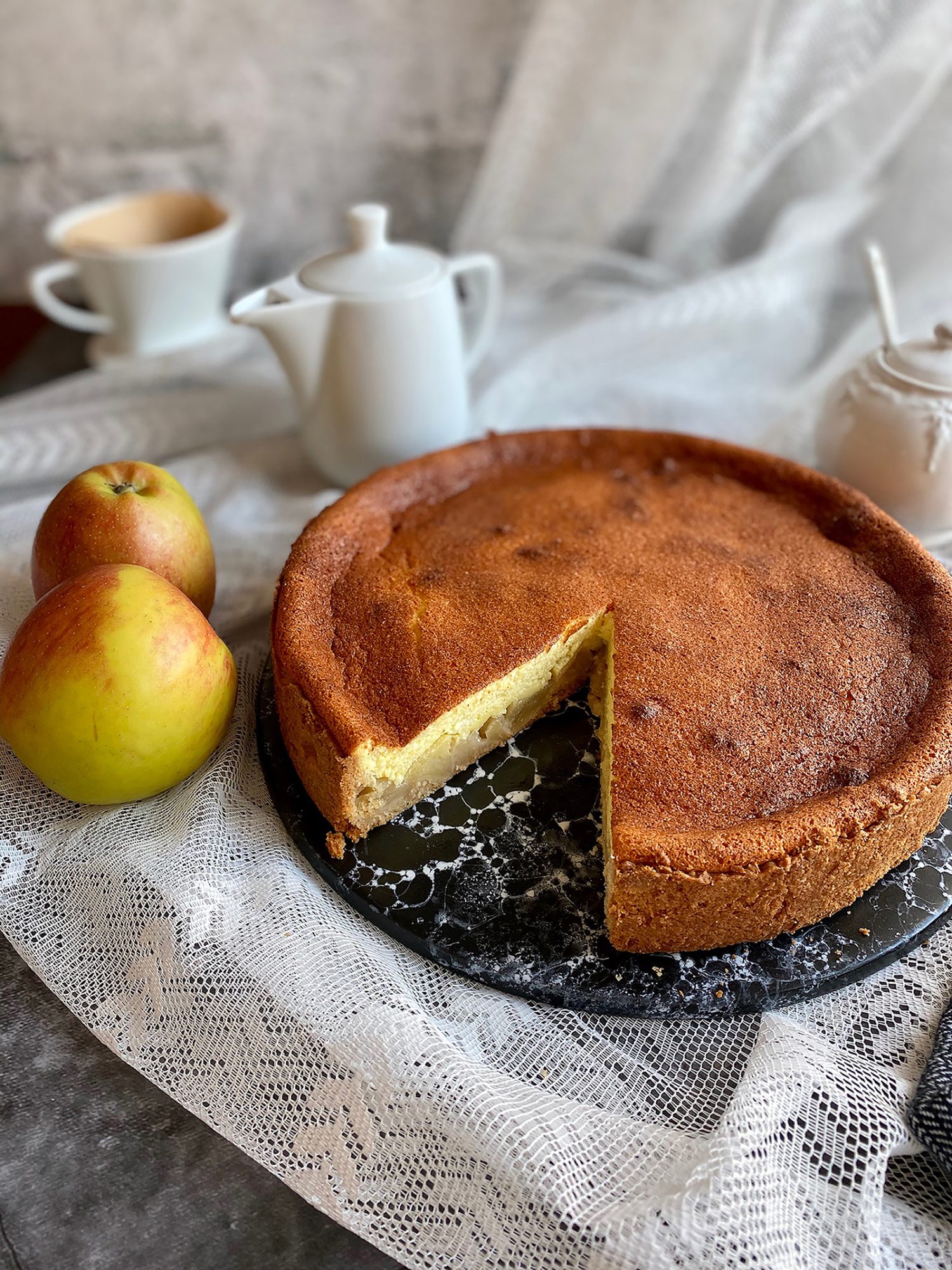 Einfach nur lecker: Gedeckter Apfelkuchen mit Emmermehl