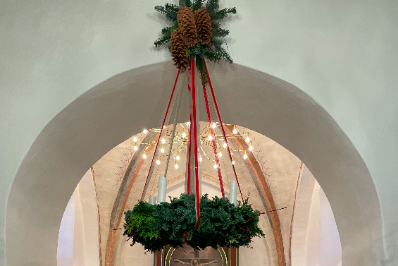 Stor julekrans, lavet af cykel hjul i Kirke, Søften Foldby