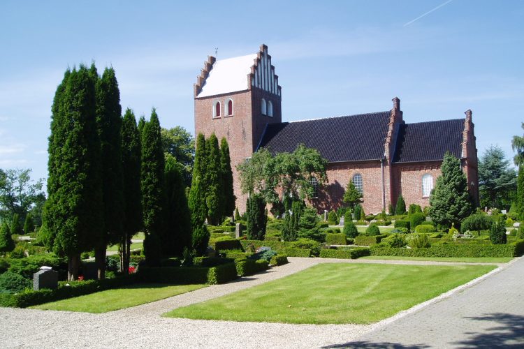 Tikøb kirke