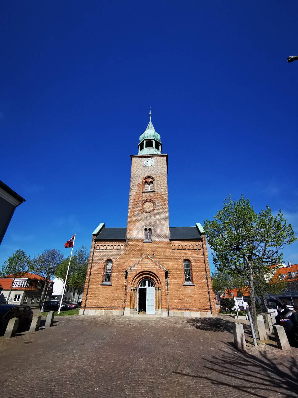 thumbnail_SPK_front skt. Povls kirke