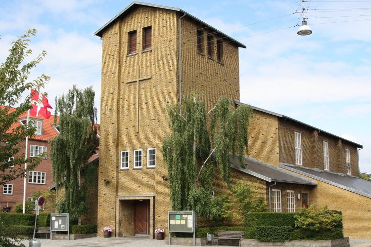 Aalholm kirke
