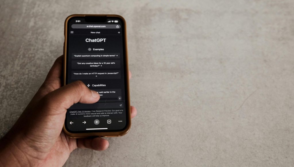 Testar ChatGPT på telefon