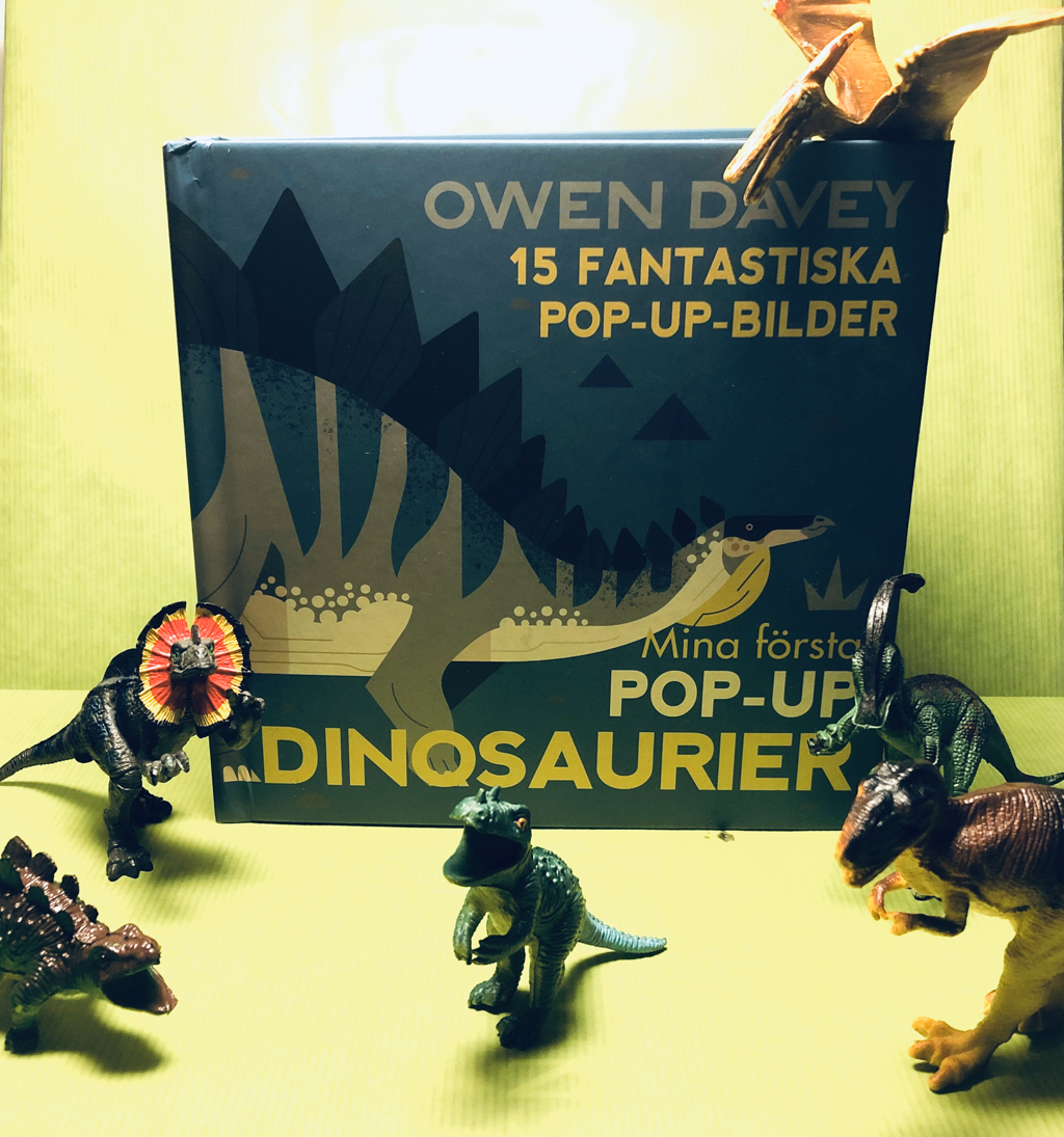 Mina första pop-up dinosaur av Owen Davey – Gullis lästips