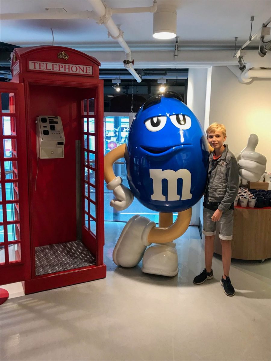 M & M store Londen