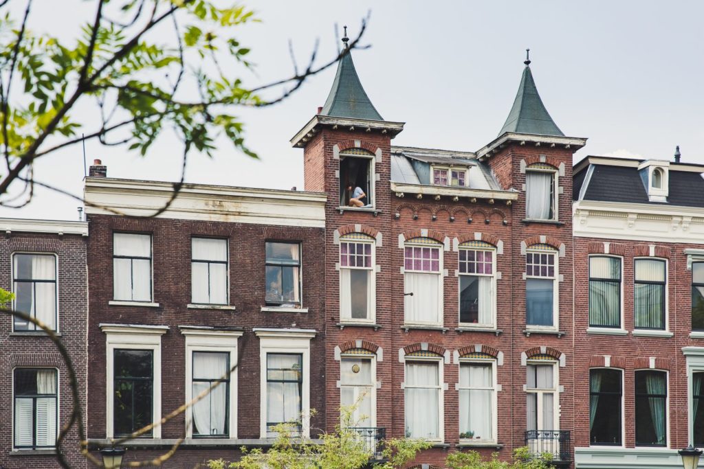 Ontbindende voorwaarden, wat zijn dat precies? Woningmarkt corona Utrecht