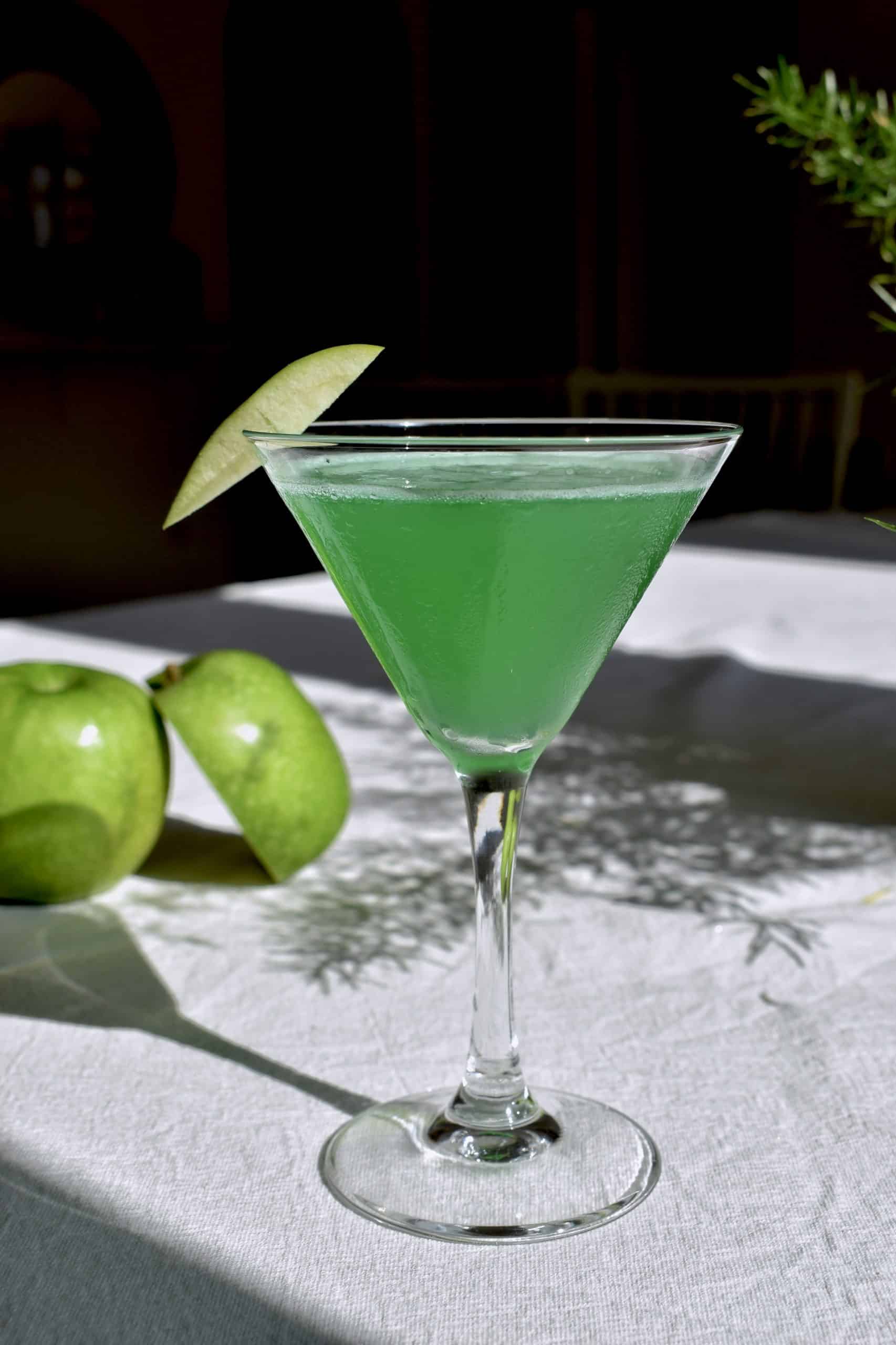 Apple Martini Appletini: Apple Martini
