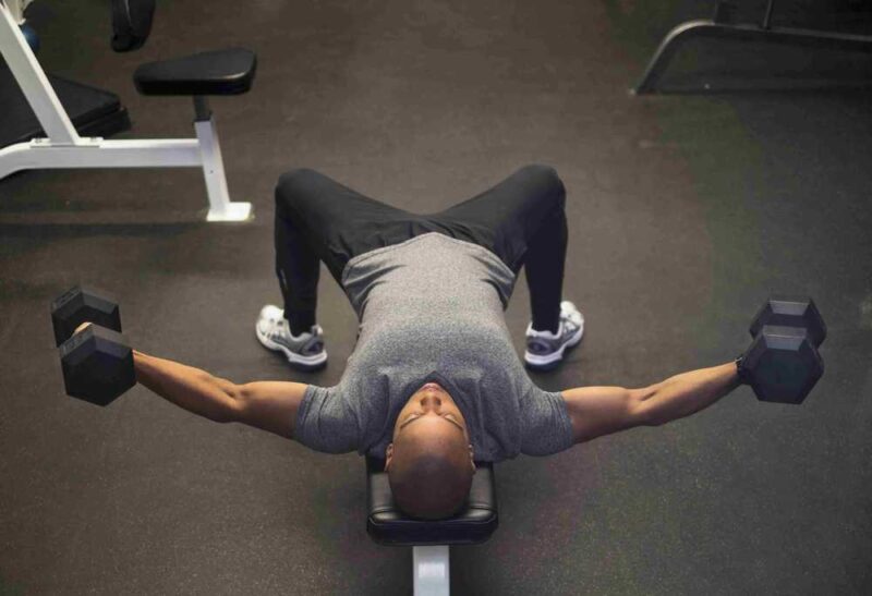 7 Effective Moves Using Dumbbells Instead Of Weight Machines