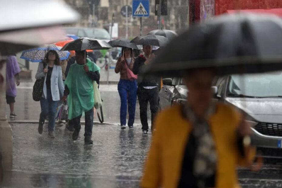 Maltempo, scuole chiuse per l’allerta meteo: quali sono i comuni interessati