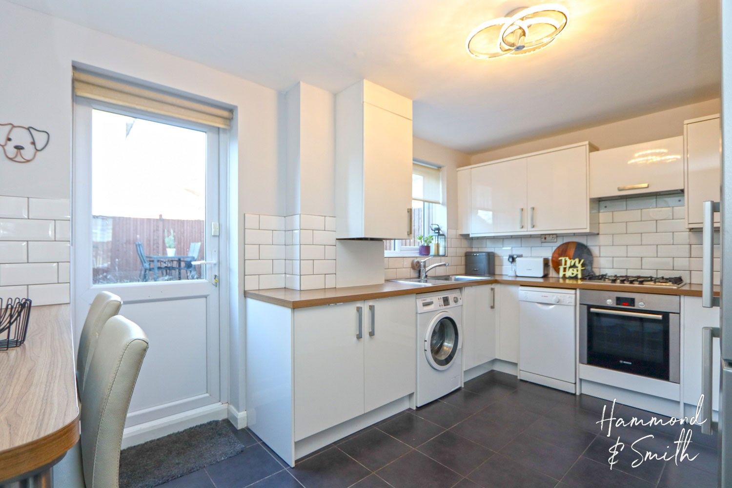 Wellington Road, North Weald, CM16 Hammond And Smith