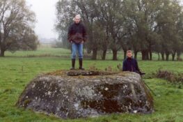 256 Aisemont Sokkel NClinaz.jpg