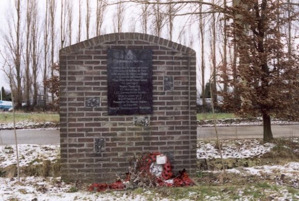 367 Veldwezelt Monument BBeckers.jpg