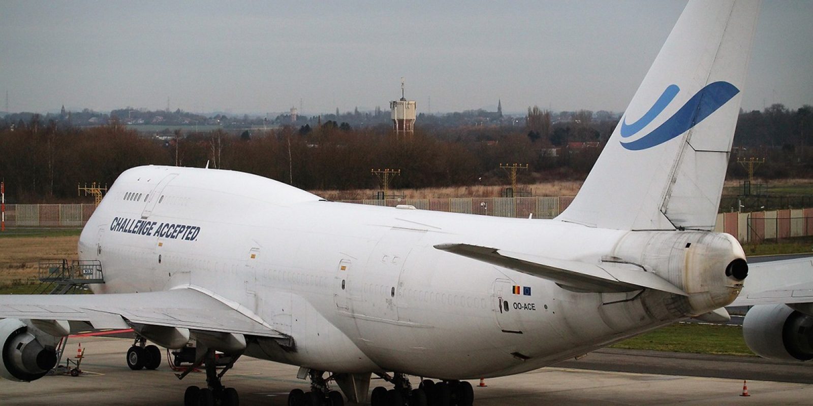 Le premier Boeing 747 de la jeune compagnie aérienne cargo belge ACE Belgian Freighters a été livré il y a tout juste un an. Immatriculé OO-ACE, c’est un 747-412 construit initialement en version passagers, et qui a fait l’objet d’une conversion en cargo.
