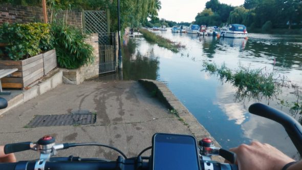 Thames River Flooding in Richmond