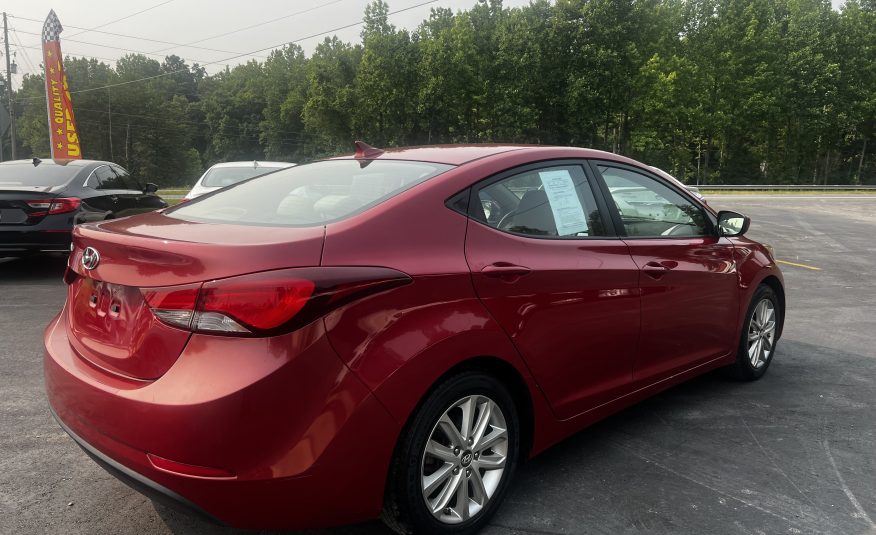 2015 HYUNDAI ELANTRA SE