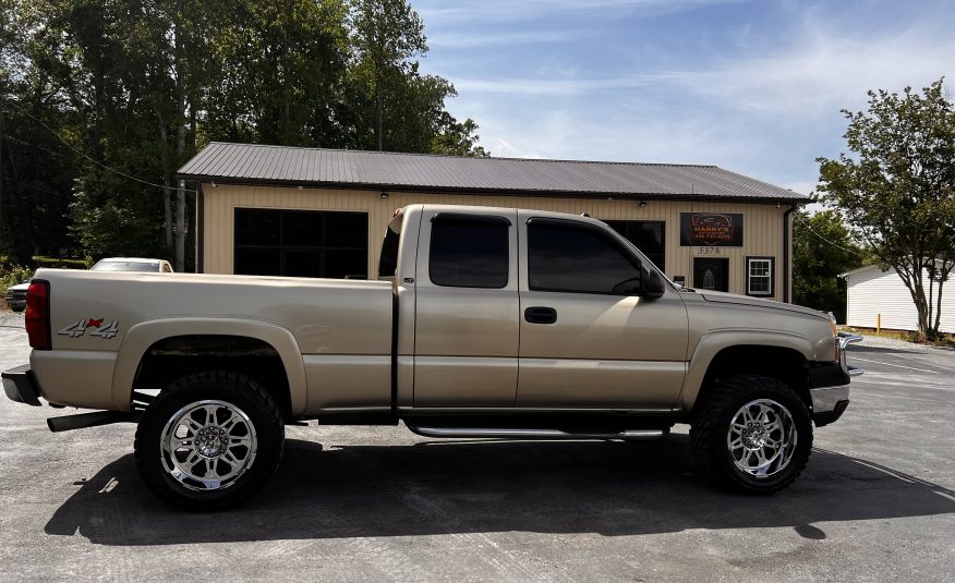 2004 CHEVROLET SILVERADO HEAVY DUTY 2500