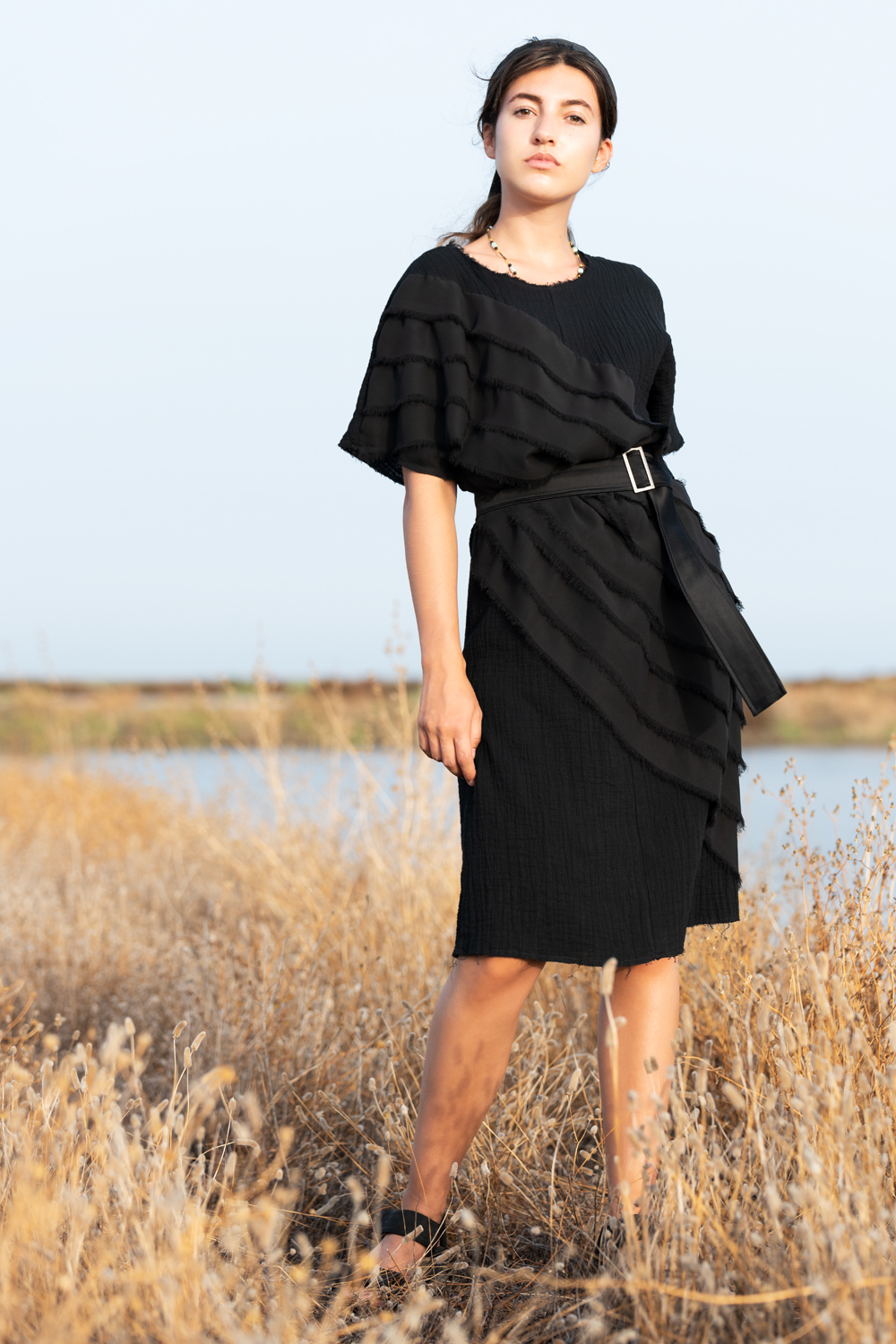 A long black satin belt that complements your outfit Haruco vert