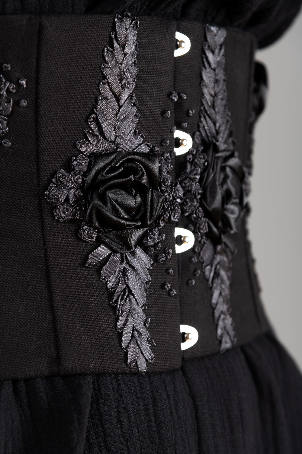 Black miracle magnet corset with hand embroidery 520.00 EUR - Buy