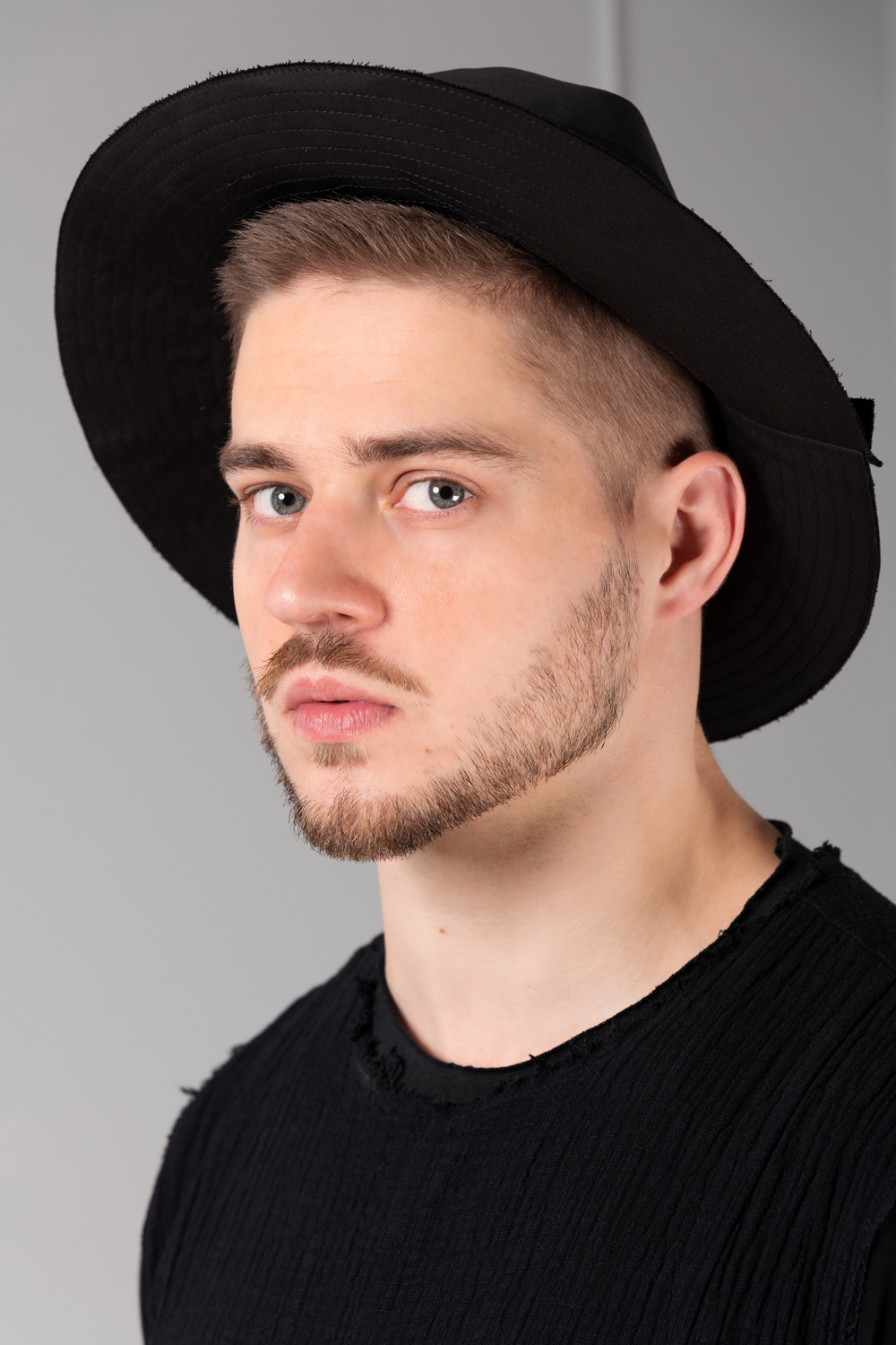 Mens black hat hotsell