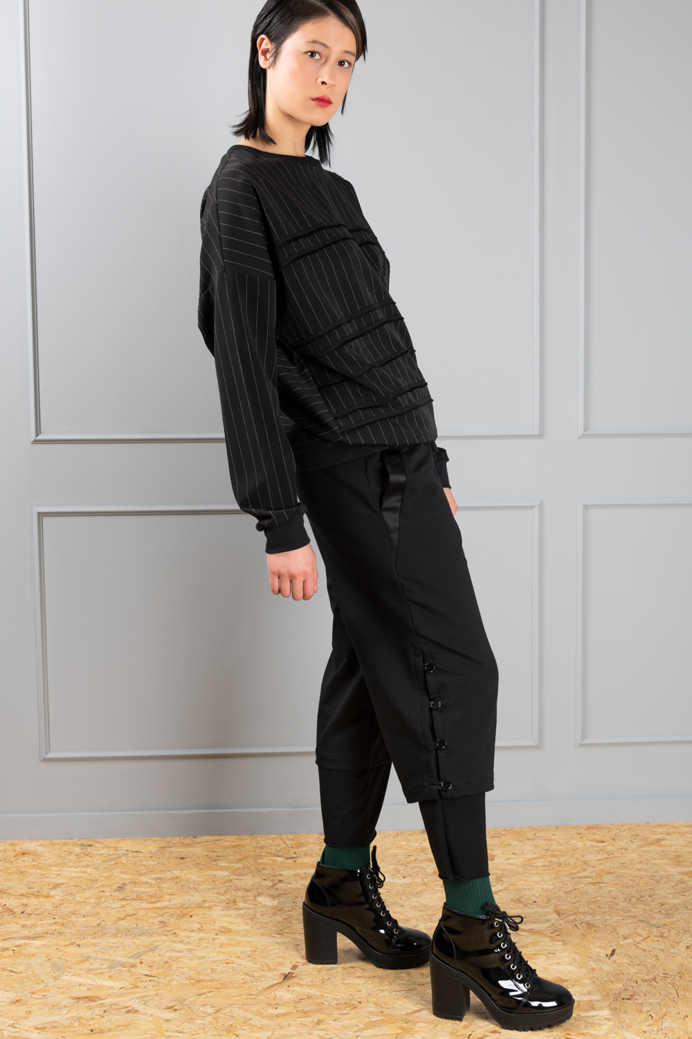 Black double-layered unisex trousers | Haruco-vert