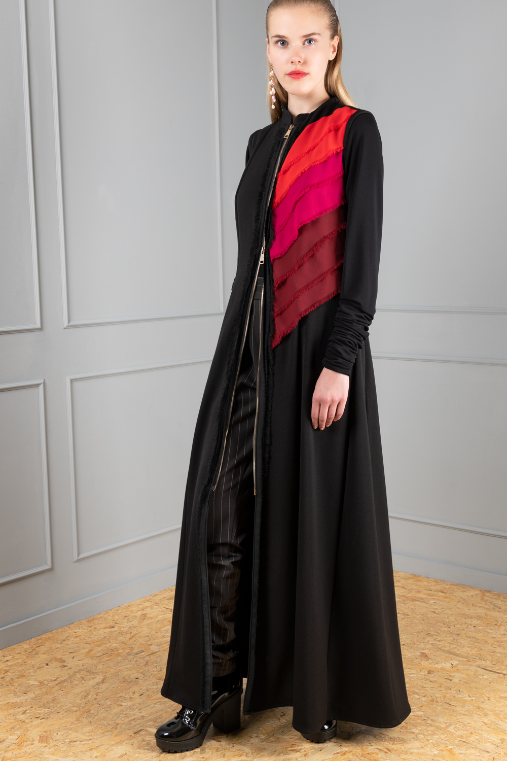 Sleeveless black and red dress | Haruco-vert
